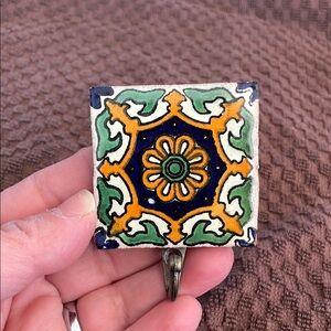 Beautiful Glossy Hand Made 2X2 Mexican Tile Hook
Each Tile Hook comes With Twine